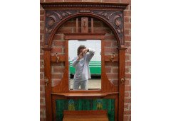 Harris Lebus. An Arts and Crafts oak hallstand - Thumbnail 4