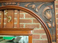 Harris Lebus. An Arts and Crafts oak hallstand - Thumbnail 5