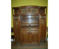 Mathieu Gallerey. An Arts & Crafts Oak sideboard - Thumbnail 1