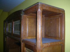 Mathieu Gallerey. An Arts & Crafts Oak sideboard - Thumbnail 5