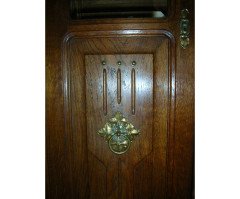 Mathieu Gallerey. An Arts & Crafts Oak sideboard - Thumbnail 12