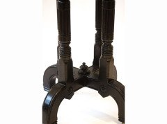 Bruce Talbert for Gillows. Aesthetic Movement circular wine table - Thumbnail 3