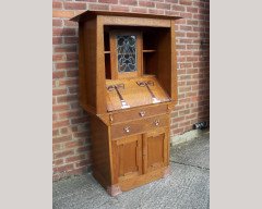 G M Ellwood for J S Henry. A stunning Arts and Crafts oak bureau bookcase - Thumbnail 1