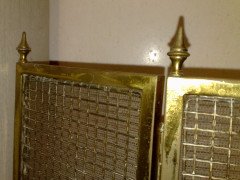 A Well-Crafted Arts & Crafts Brass Folding Firescreen - Thumbnail 2