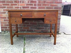 Wylie & Lochhead Attributed, a Well-Crafted Arts & Crafts Oak Four-drawer Kneehole Desk