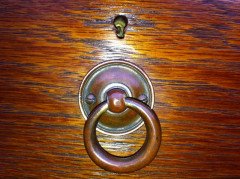 Wylie & Lochhead, attributed. A Good Quality Arts & Crafts Oak Four-drawer Kneehole Desk - Thumbnail 6