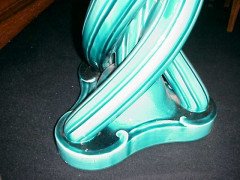 An Arts & Crafts Turquoise plant stand - Thumbnail 4