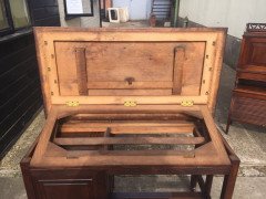 A rare well designed very Well-Crafted Arts Crafts metamorphic knee hole quarter sawn Oak architects or artist desk - Thumbnail 7