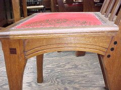 A French Arts & Crafts Oak extending dining table - Thumbnail 8