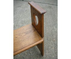 An Arts & Crafts hall seat - Thumbnail 6