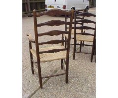 Ernest Gimson for Edward Gardiner. Set of six dining chairs called 'The Russell' - Thumbnail 3