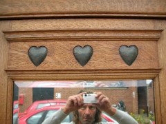 Shapland & Petter. Oak bedroom pair with matching double bed - Thumbnail 9