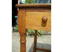 Heal's of London. An Oak Arts & Crafts Cotswold style two drawer desk - Thumbnail 7