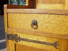 Liberty & Co. A top quality well designed Arts & Crafts Oak hall seat - Thumbnail 5
