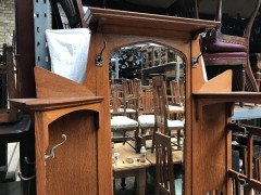 A Large Well-Crafted Glasgow-Style Oak Hallstand - Thumbnail 3