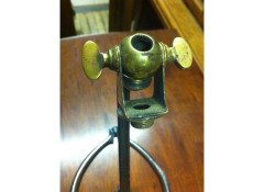 W. A. S. Benson. Rare steel table lamp with heart shaped base and original brass switch - Thumbnail 7