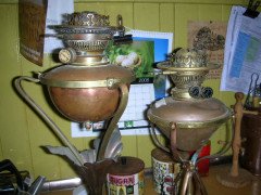 W. A. S. Benson. Two Arts & Crafts oil lamps - Thumbnail 3