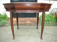 Henry Vandevelde, Style of. A well designed octagonal continental Library table - Thumbnail 3