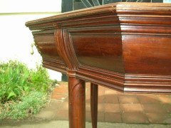Henry Vandevelde, Style of. A well designed octagonal continental Library table - Thumbnail 9