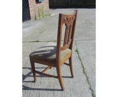 A Set of Four Good Quality Oak Arts & Crafts Dining Chairs with Stylised Floral Cut-outs - Thumbnail 2