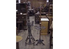 W. A. S. Benson. Rare Arts & Crafts copper brass and cast iron standard oil lamp - Thumbnail 1