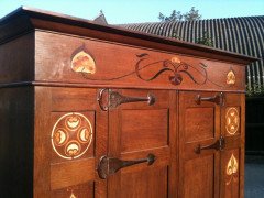 Bath Cabinet Makers. Arts & Crafts Oak hall cupboard in the Glasgow Style - Thumbnail 6
