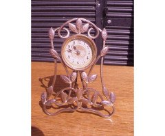 A little Arts & Crafts mantle/bedside clock - Thumbnail 1