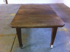 An Arts & Crafts 1/4 Sawn Oak Six Seater Extending Dining Table - Thumbnail 2