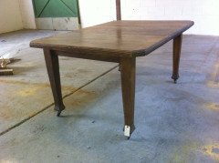 An Arts & Crafts 1/4 Sawn Oak Six Seater Extending Dining Table - Thumbnail 3
