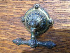 Lamb of Manchester. A compactum style wardrobe with castellated cornice - Thumbnail 11