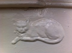 C F A Voysey (style of). A wonderful cast iron fireplace - Thumbnail 4