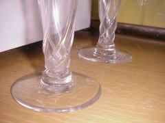 A pair of Arts & Crafts glass vase - Thumbnail 4