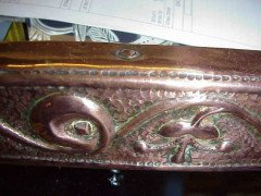 John Pearson. Arts & Crafts copper mirror with typical hand repousse stylised floral details. - Thumbnail 3