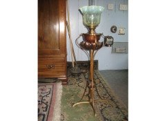 W. A. S. Benson. A magnificent large oil lamp - Thumbnail 1