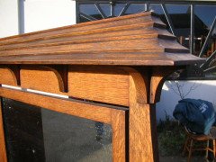 Harris Lebus. An Arts & Crafts Oak bedroom pair - Thumbnail 11