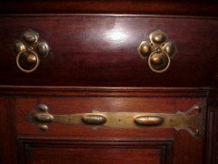 Shapland & Petter. An Exceptional Quality Arts & Crafts Mahogany Sideboard - Thumbnail 7