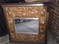 A stunning Arts & Crafts oak-framed copper mirror - Thumbnail 2