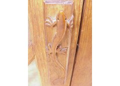 Martin Lizardman Dutton. A Martin 'Lizardman' Dutton Oak display cabinet. - Thumbnail 6