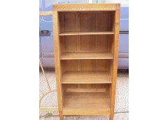 Martin Lizardman Dutton. A Martin 'Lizardman' Dutton Oak display cabinet. - Thumbnail 7