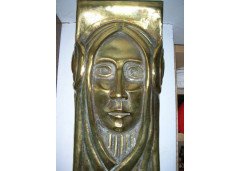 Rare pair of Seccessionist brass brackets depicting Glasgow Style Maidens - Thumbnail 2