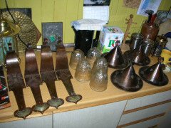Birmingham Guild of Handicraft. A set of four Arts & Crafts copper wall lights - Thumbnail 12