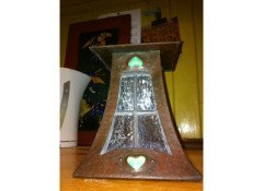 A pair of Arts & Crafts hand hammered lantern - Thumbnail 4