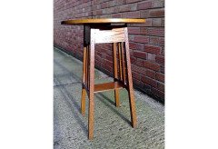 Waring & Gillow. A Well-Crafted Arts & Crafts Oak side table - Thumbnail 4