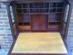 Shapland & Petter. A bureau bookcase with a beautiful marquetry panel - Thumbnail 9