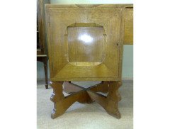 Romney Green. An Arts & Crafts Oak sideboard - Thumbnail 6