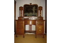 Shapland & Petter. A good Arts & Crafts Oak bedroom pair with abalone - Thumbnail 21