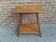 A Stylish Arts & Crafts Oak Oblong Side Table - Thumbnail 2