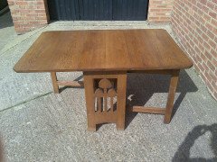 Liberty & Co. A Well-Crafted large Arts & Crafts Oak drop leaf dining - Thumbnail 2