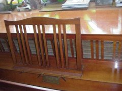 Walter Cave for Bechstein. A mahogany piano with an overstrung upright underdamper action - Thumbnail 8