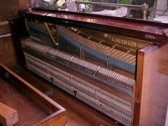 Walter Cave for Bechstein. A mahogany piano with overstrung upright underdamper action - Thumbnail 11